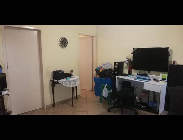 2 BEDROOM TOWNHOUSE FOR SALE IN OLIEVENHOUTBOSCH